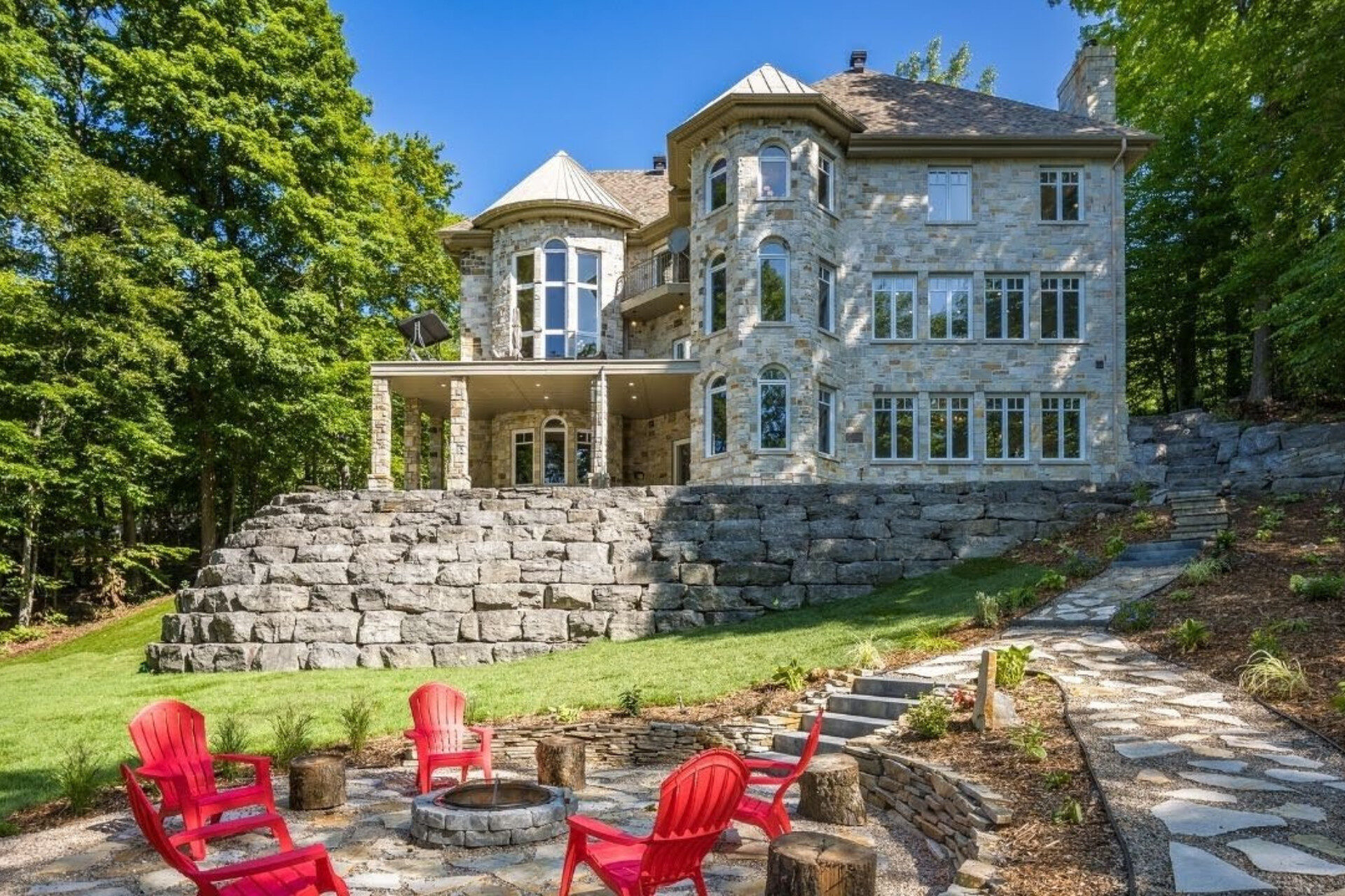 Maison de luxe au bord de l'eau, Cantley, Québec