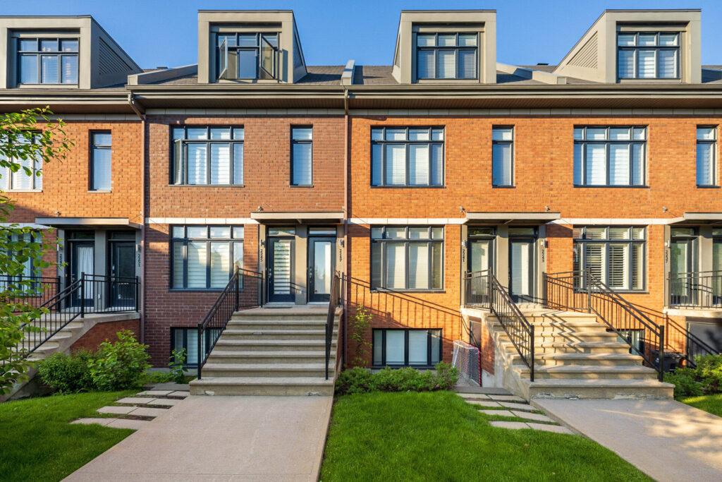 Maison à vendre à Ville Saint-Laurent, Montréal, Qc