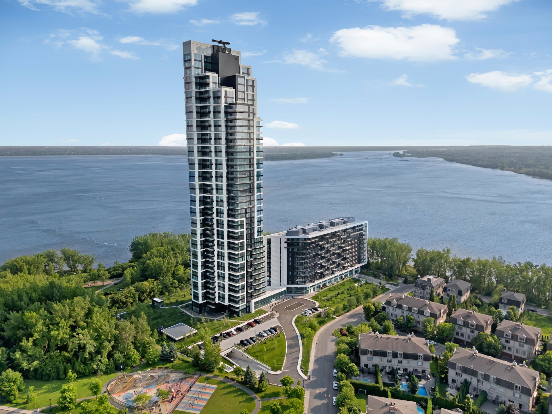 ile des soeurs-nuns-island-montreal-city